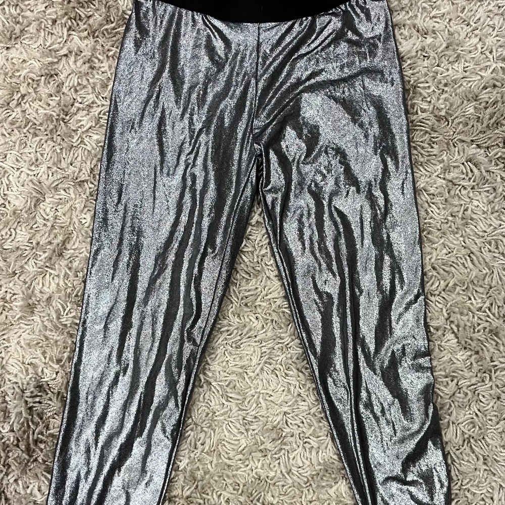 Shiny Metallic Leggings